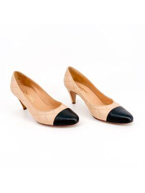 Chanel Quilted Cap Toe CC Pumps Size 36.5 US 5.5-6 Beige Black Low Heel Leather